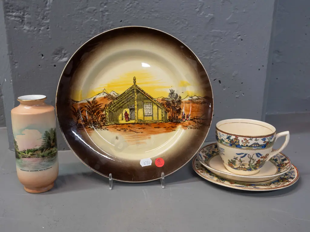AJ Wilkinsons New Zealand Homeland Series display plate, New Plymouth souvenir Shelley vase and a Clarice Cliff Newport Image 1++