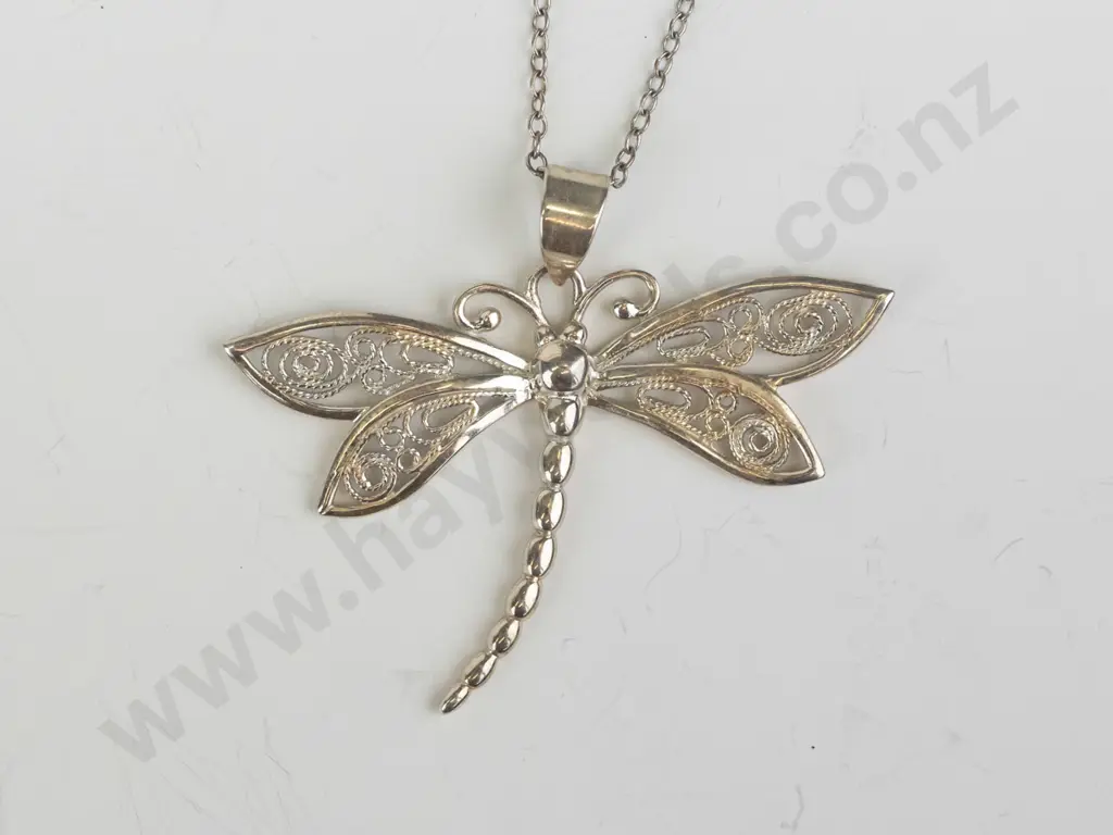 silver dragonfly necklace stamped 925 Image 1++