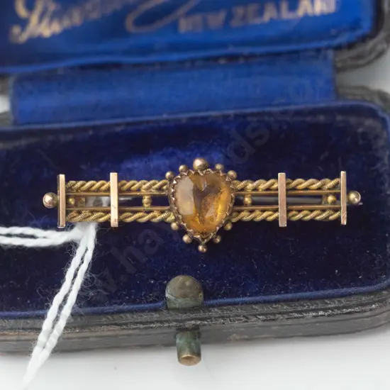 bar brooch with heart citrine double row twisted rope bar in box 2.5gms