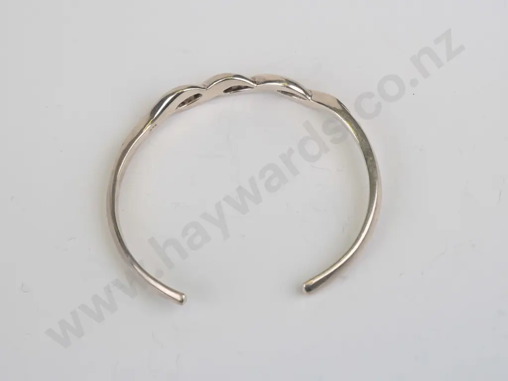 silver bangle stamped 925 16gm Image 1++