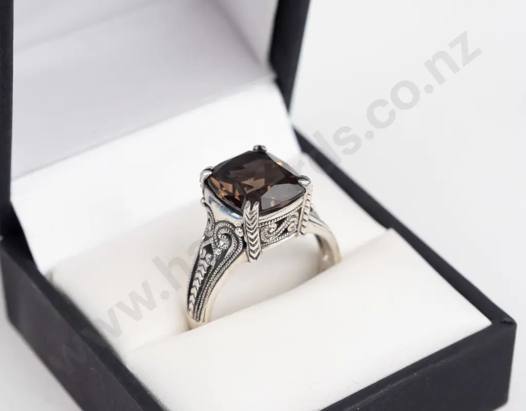 sterling silver smoky quartz ring stamped 925 Thailand size R.5 Image 1++