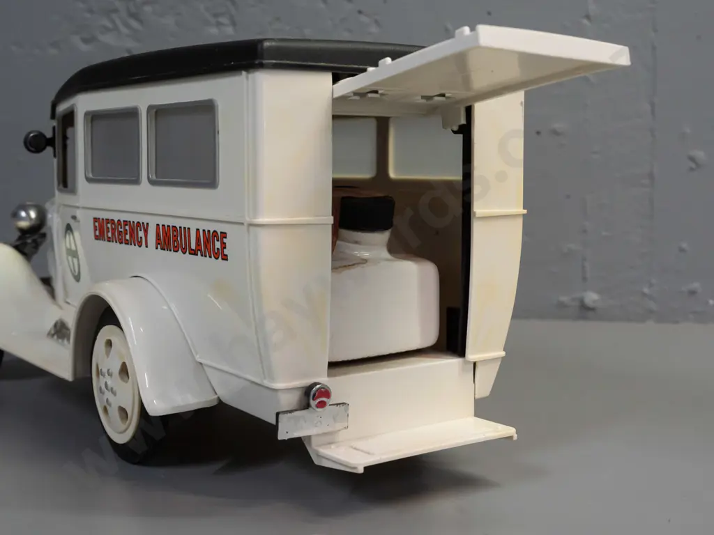 Jim Beam automotive decanter - Ford Ambulance with hinged rear door, looks like seepage around seal, seems empty. Some Image 1++