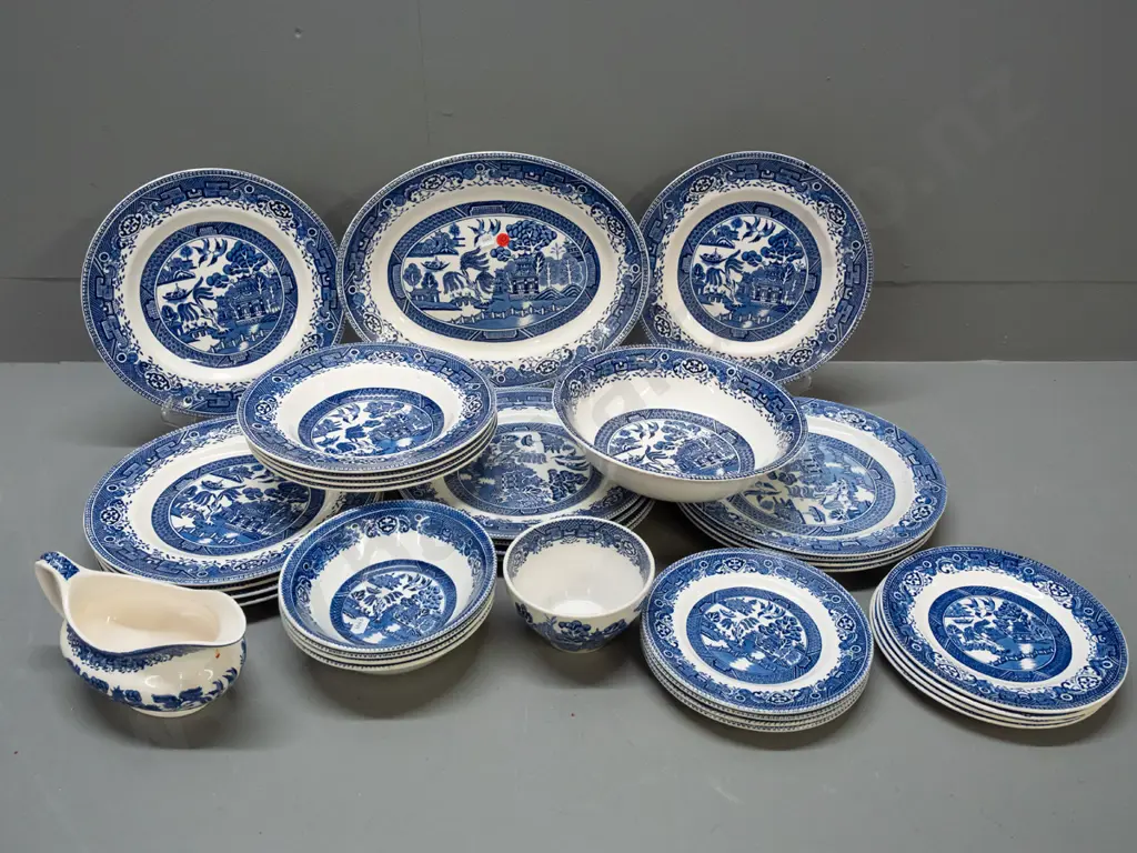vintage blue & white willow dinnerware from 3 makers - mainly Washington Old Willow and Myott, one Woods bowl Image 1++