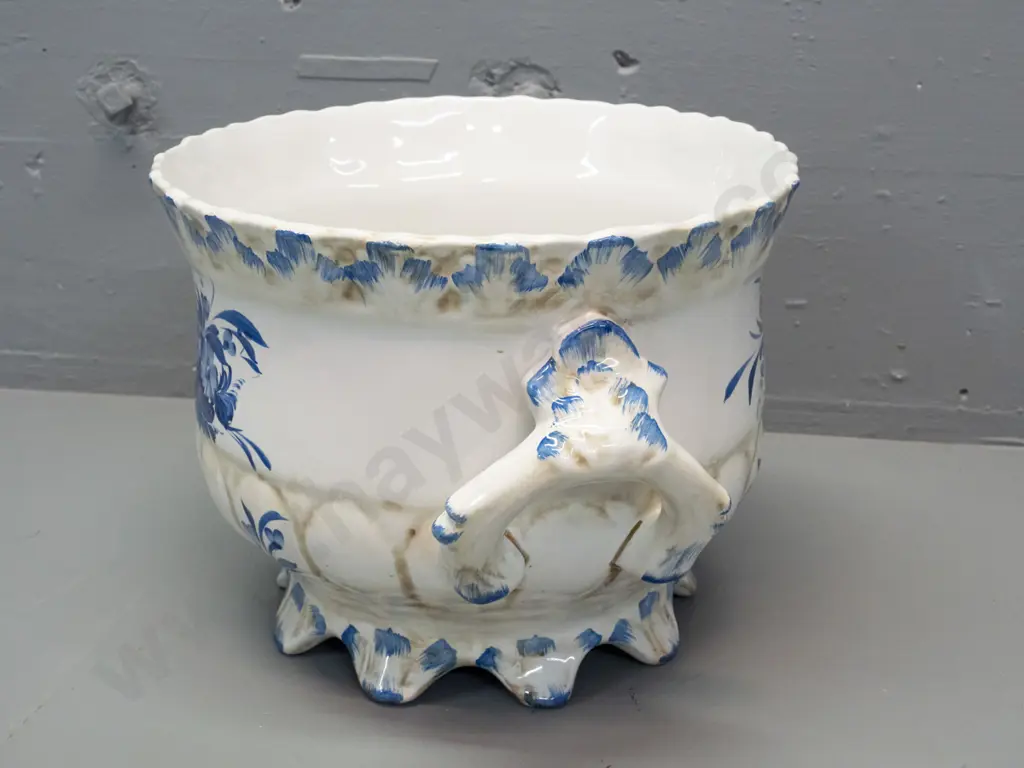 Victorian style footed jardiniere with applied handles, unknown mark on base H-220 W-280 Image 1++