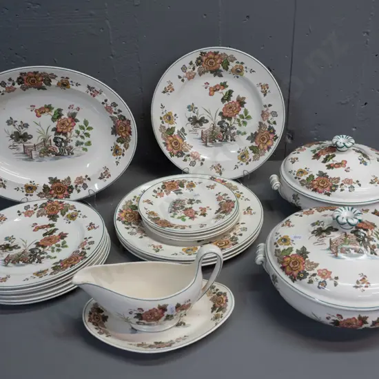 vintage Wedgwood "Eastern Flowers" dinner ware - 4 dinner plates, 6 medium and 4 sides, 2 lidded tureens, ashett, gravy
