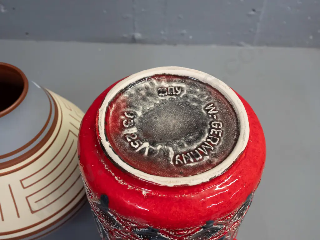 2 German pottery vases - red handled jug H-260 and sgraffito pattern over ivory, grey and brown Image 1++