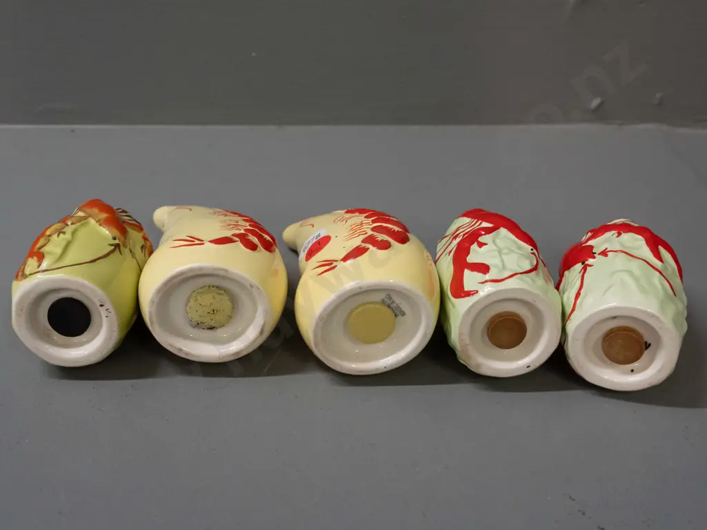 5 English lobster themed salts / peppers - tallest is H-110 Image 1++