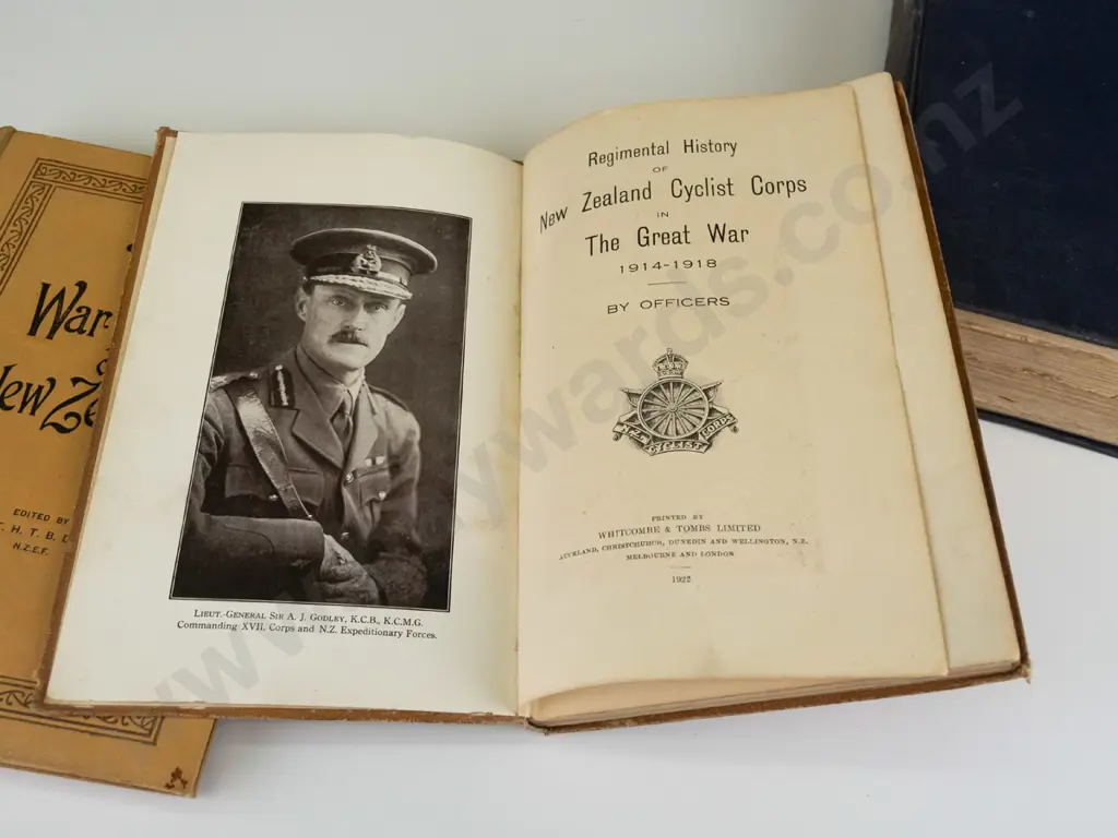 3x New Zealand books - The War Effort of New Zealand, New Zealand Cyclist Corps, The Otago regiment 1914-1918 Image 1++