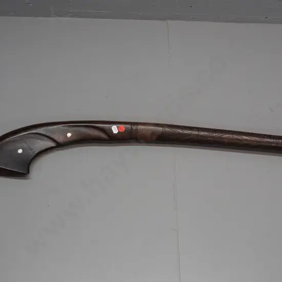 early to mid 20th century carved wood Fijian war club with mother of pearl inlay decoration - some chips L-800