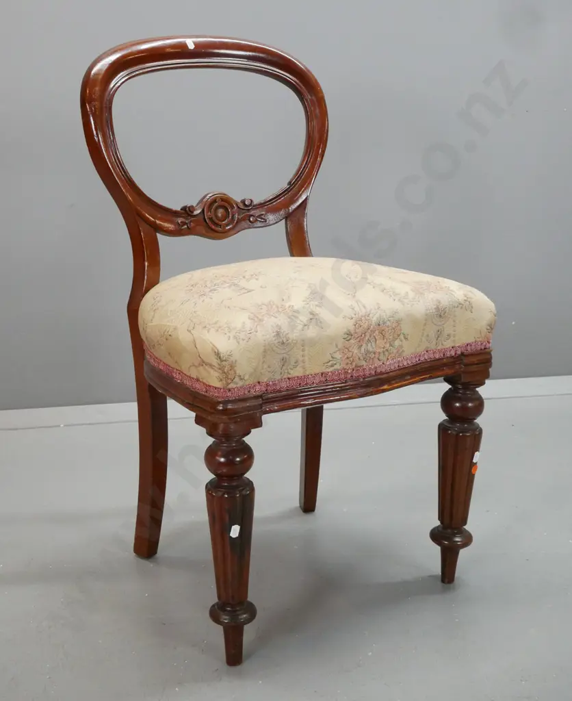 Victorian mahogany balloon back chair with turned fluted front legs - some wear to fabric and loose gimp H-870 W-470 Image 1++