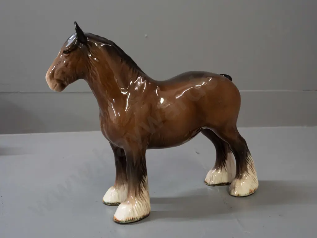 Beswick shire horse figurine - minor rubbing to one ear H-220 L-235 Image 1++