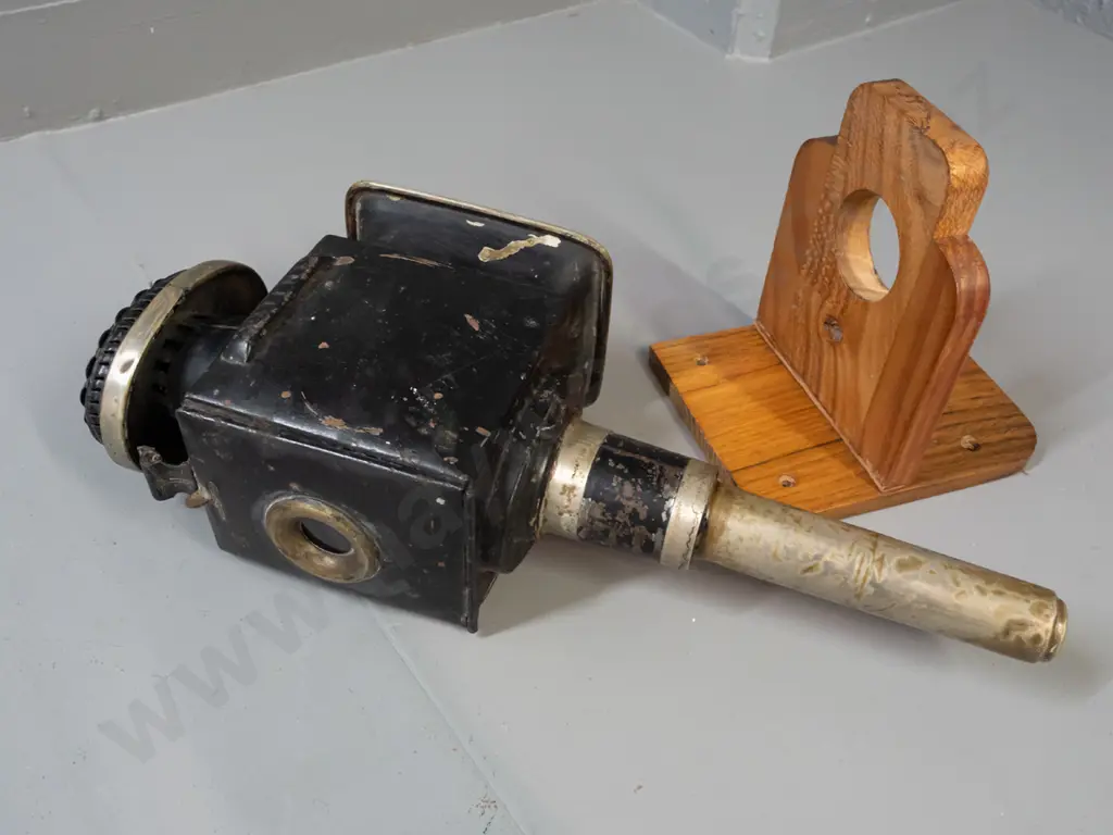 vintage carriage lantern with 2 clear windows and red glass lens - converted to electrical bulb fitting, needs Image 1++