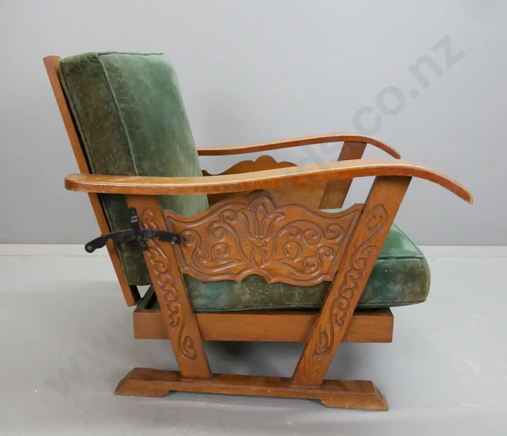 pair of oak Morris style lounge chairs with carved supports and sides, reclining backs with notched adjustment arms, Image 1++
