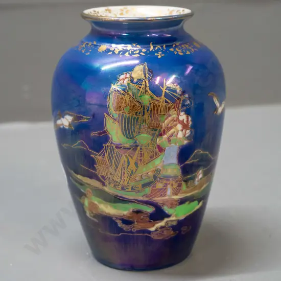 small Crown Devon Fielding gilt and lustre vase with galleon ship scene - some staining inside H-135