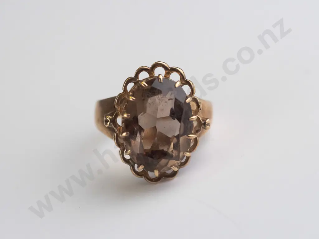 9ct smokey quartz ring 4.5gm Size M Image 1++