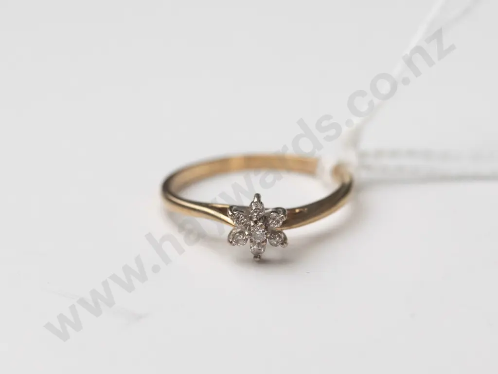 9ct diamond cluster ring 1.6 gms Size N.5 Image 1++