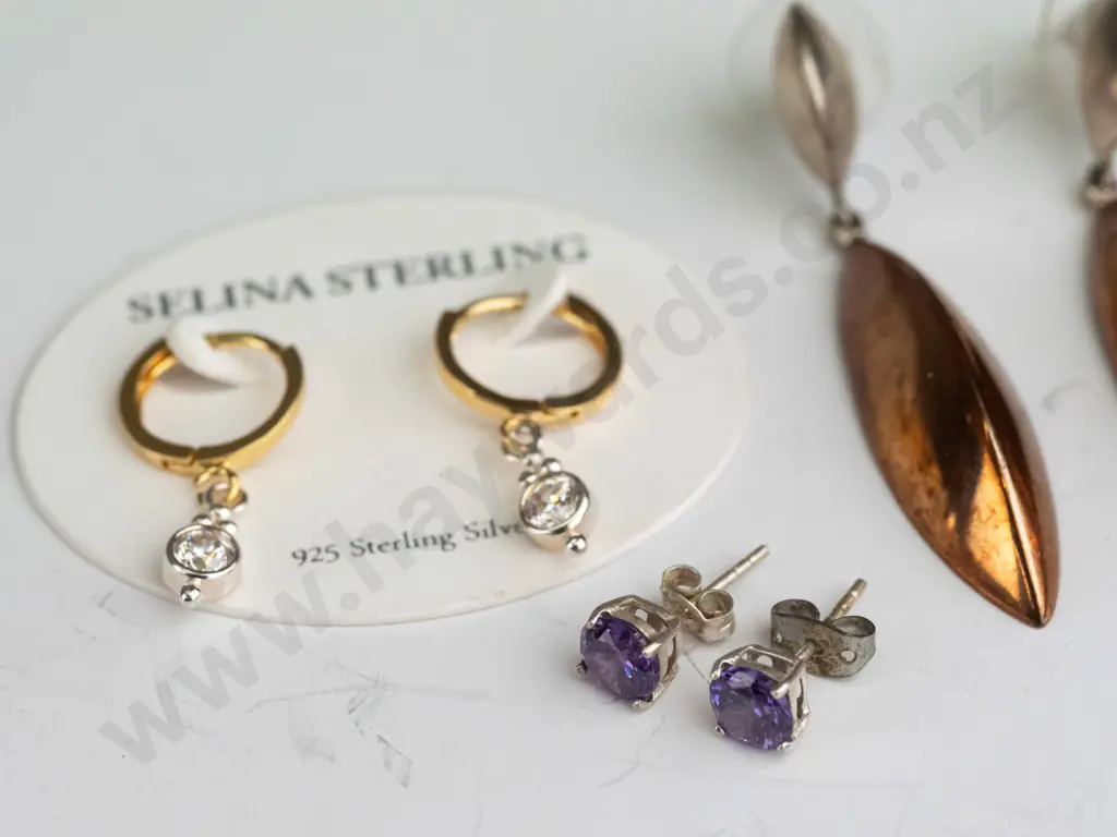 silver pendant stamped 925 no chain & 3 pairs of earrings no marks Image 1++