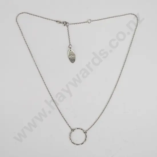 silver Boh Runga necklace stamped 925