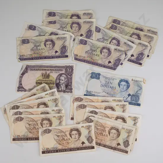 assorted New Zealand bank notes