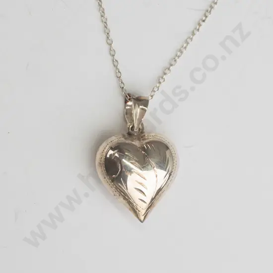 sterling silver heart pendant and chain