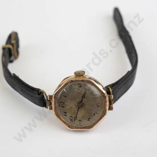 ladies 9ct watch with leather strap