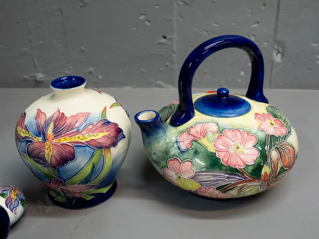 4 pieces Moorcroft-style tube-lined floral china with Old Tupton Ware crown logo on base - teapot, 2 vases, small jug Image 1++