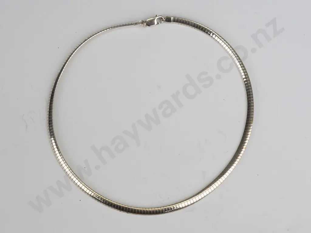 sliver necklace stamped 925 Image 1++