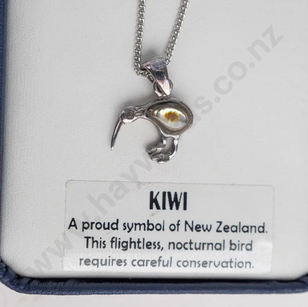 paua shell kiwi necklace stamped 925 no mark on chain Image 1++