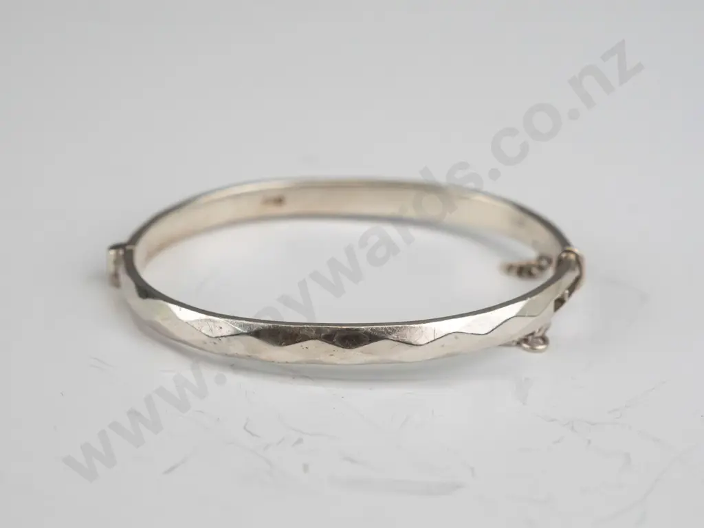 baby silver bangle stamped sterling silver safety chain broken 14gm Image 1++