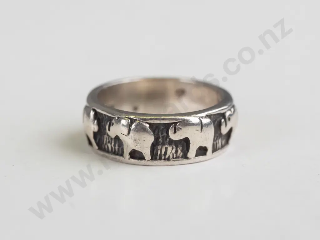 silver ring stamped 925 size J Image 1++