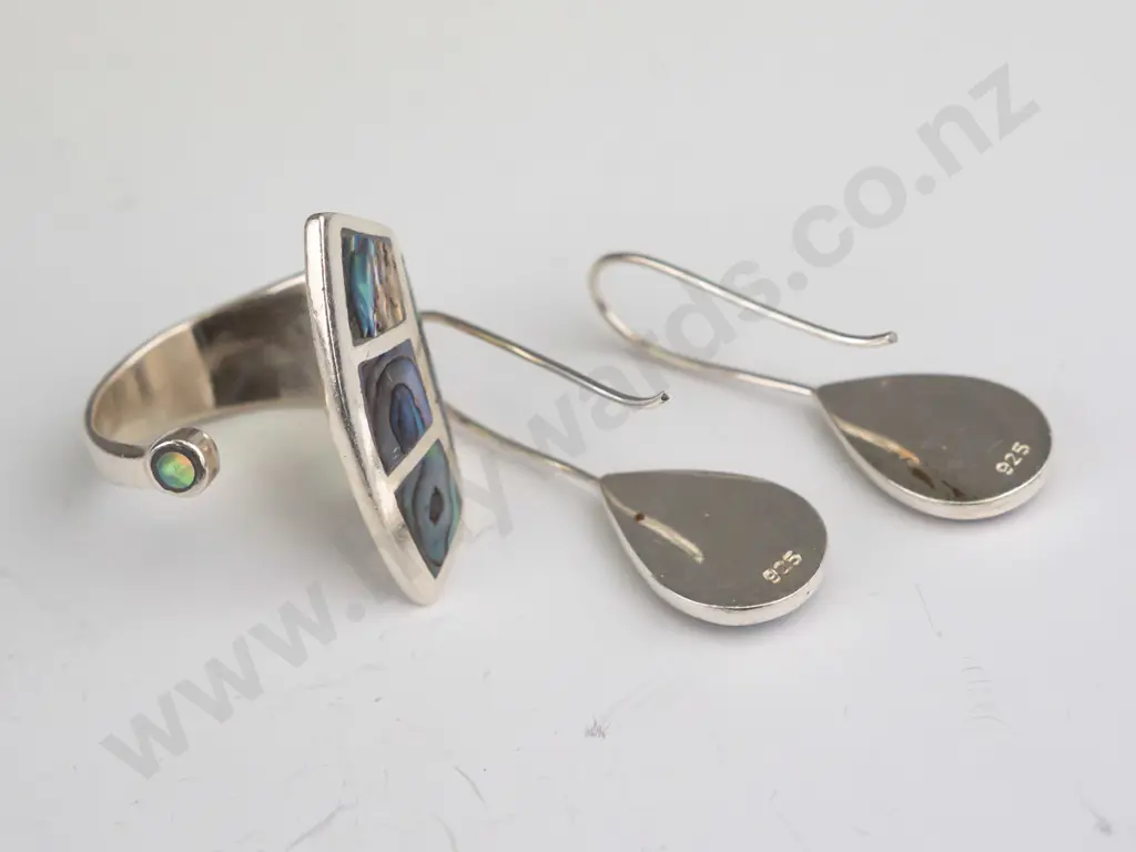 paua and sterling silver ring and earrings Size X Image 1++