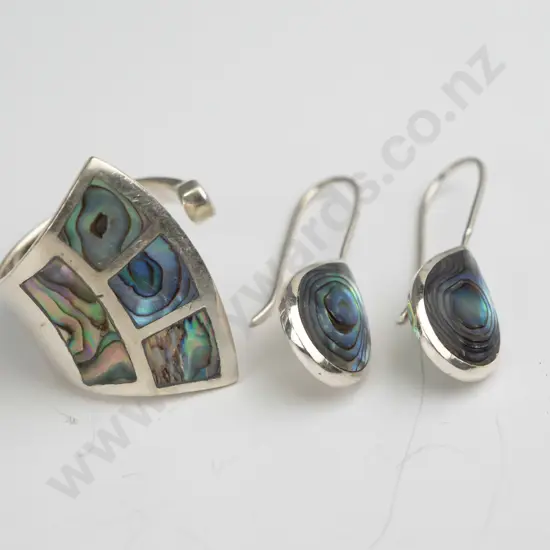 paua and sterling silver ring and earrings Size X
