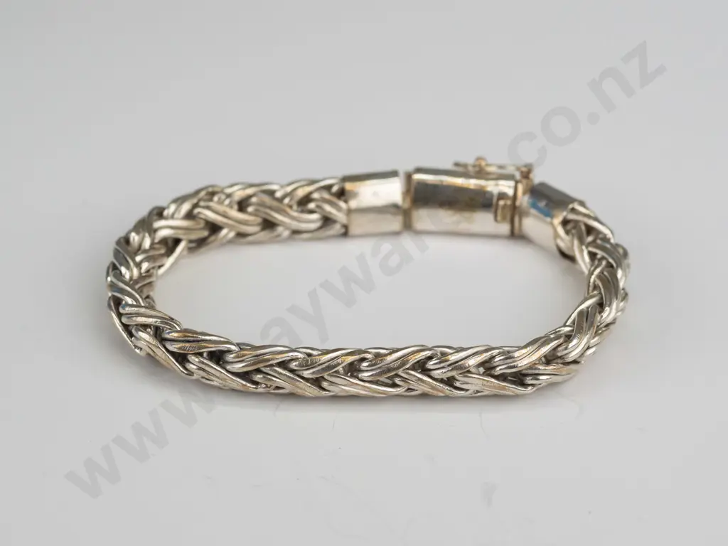 silver bangle stamped 925  - 75g Image 1++