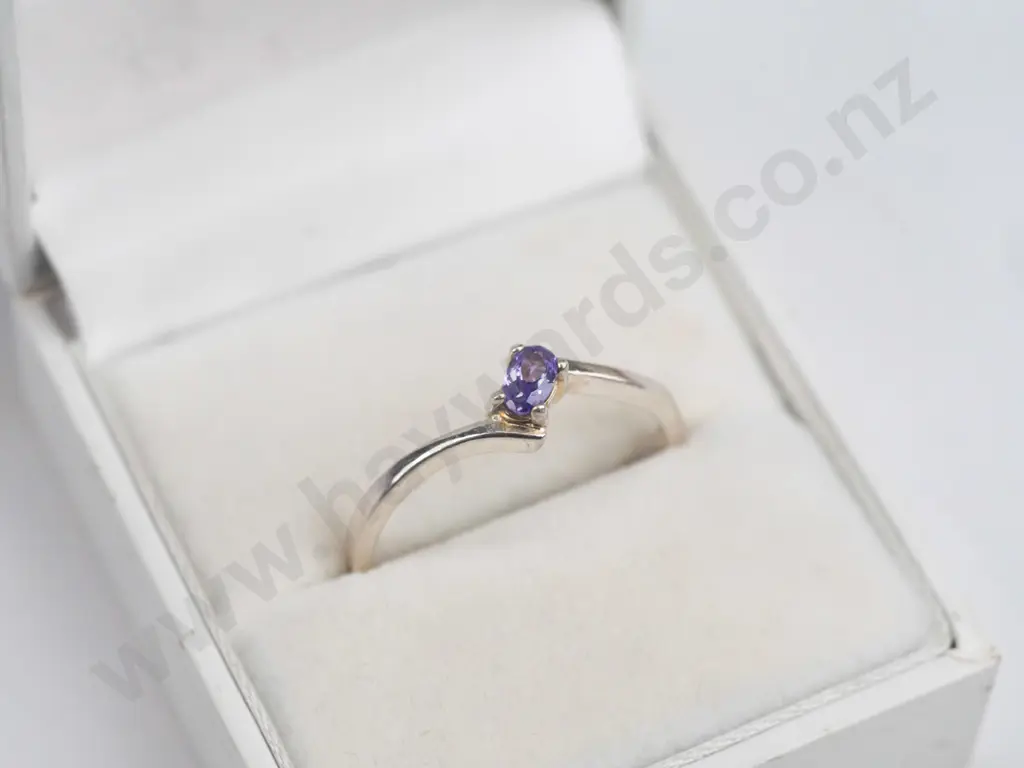 silver amethyst ring stamped 925 Size T.5 Image 1++