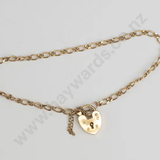 9ct figaro bracelet with heart catch 2.6gms