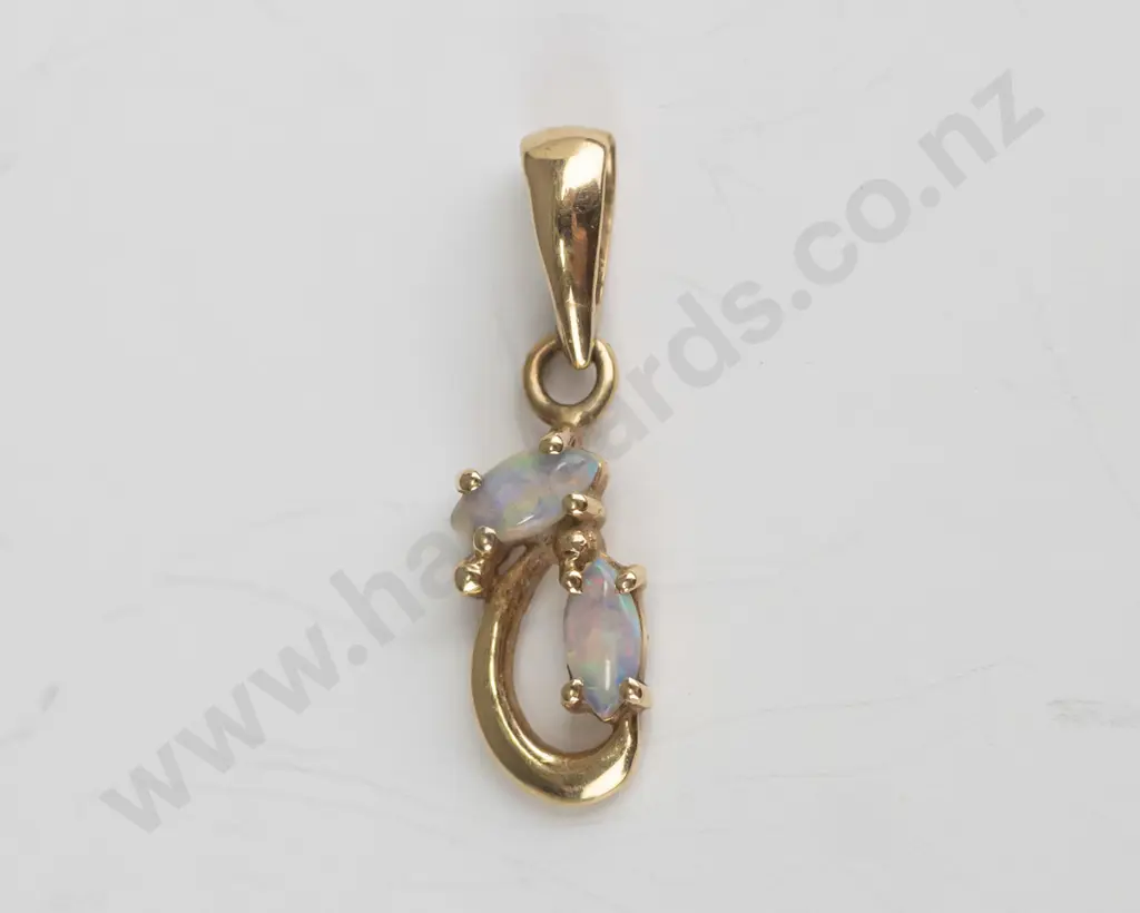 9ct opal pendant stamped 0.46gm Image 1++