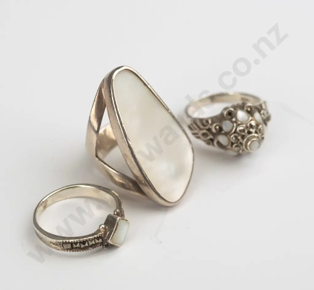 3x sterling silver rings with white stones Image 1++