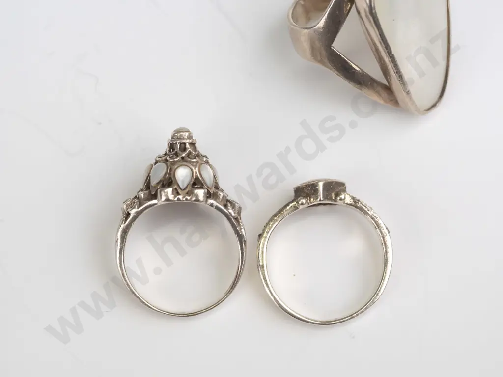 3x sterling silver rings with white stones Image 1++