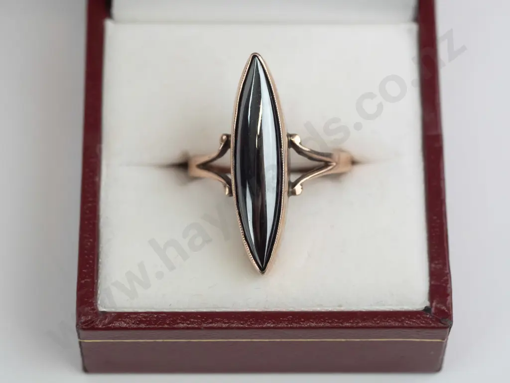 9ct marquis hematite ring 3.5gms Size N.5 Image 1++