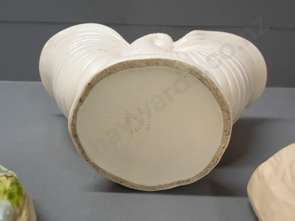 3 NZ pottery vases - Royal Oak float bowl with .540. mark and label and tree trunk wall pocket with .544. mark, and a Image 1++