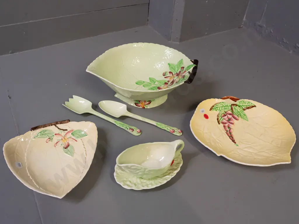 4 pieces of Carlton ware - leaf shaped salad bowl with servers, 2 trays, small sauce jug on tray. Spot of discolouration Image 1++