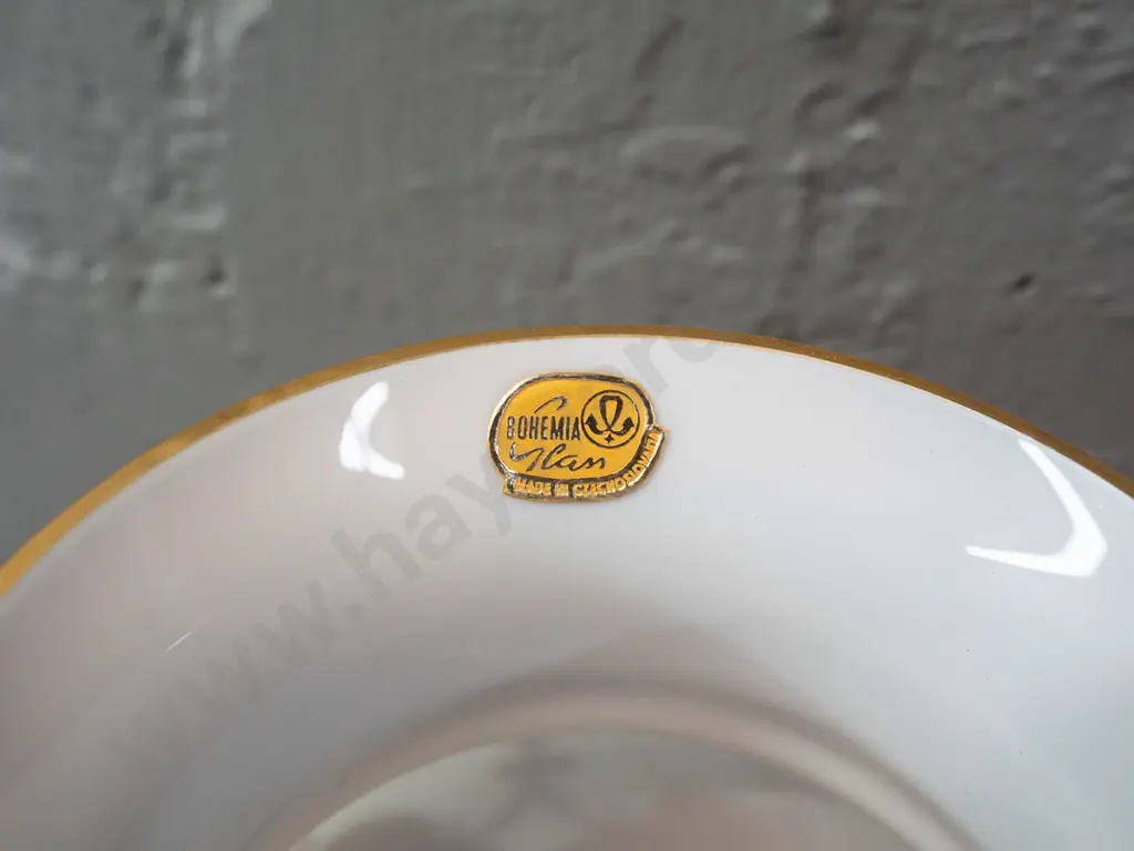 4 pieces of Bohemian glass, 3 in matching gilt and enamel over white, smaller bowl in light green over white - tall pair Image 1++