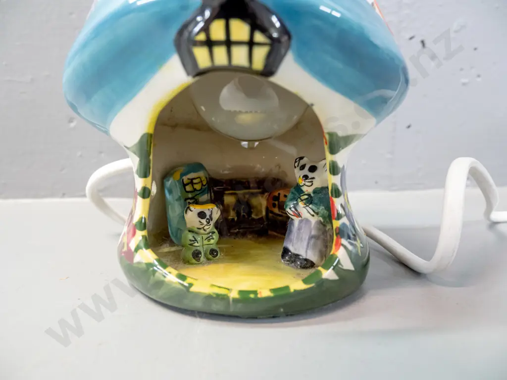 Derek Fowler hand painted ceramic figural table lamp - mushroom with tiny animal figures inside, floral motifs on top Image 1++