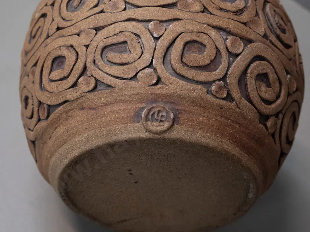 Lawson Fraser NZ studio pottery vase with applied spiral motifs H-230 D-180 at widest Image 1++