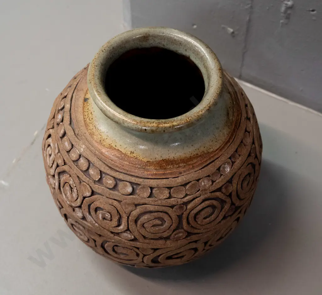 Lawson Fraser NZ studio pottery vase with applied spiral motifs H-230 D-180 at widest Image 1++