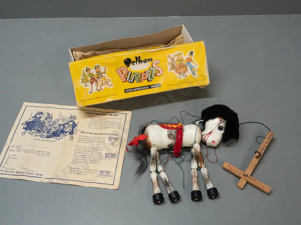 vintage Pelham marionette horse puppet in original box - damage to box, strings need untangling and attaching Image 1++