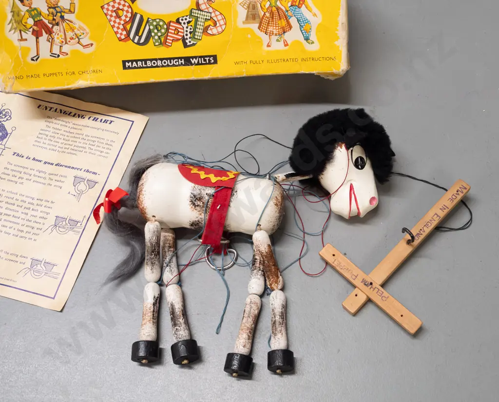 vintage Pelham marionette horse puppet in original box - damage to box, strings need untangling and attaching Image 1++