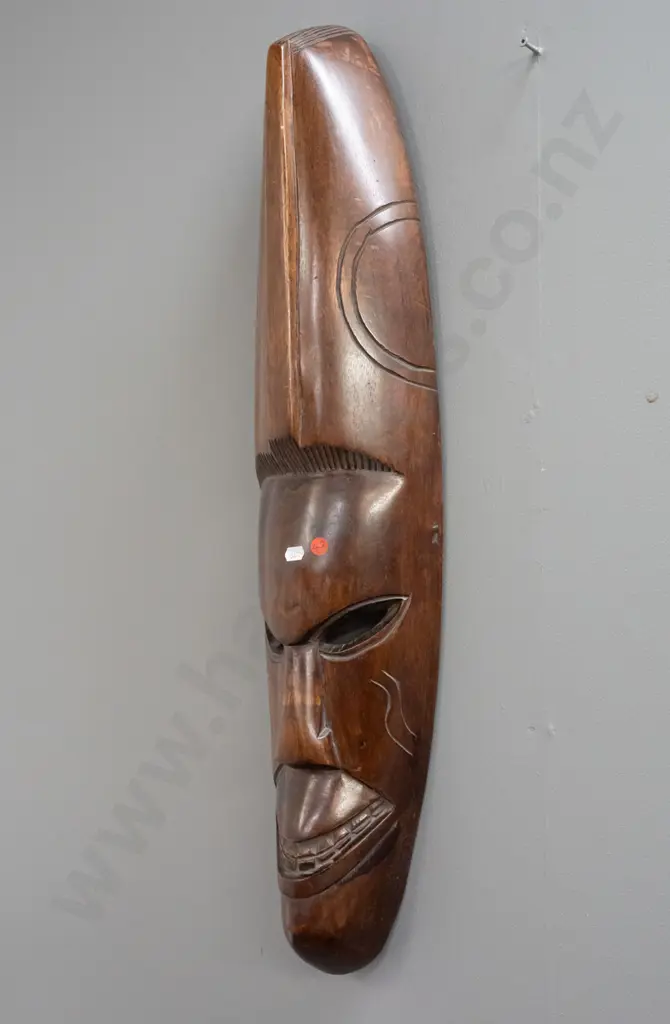 carved wood (Pacific Islands style?) wall hanging wall mask H-790 Image 1++