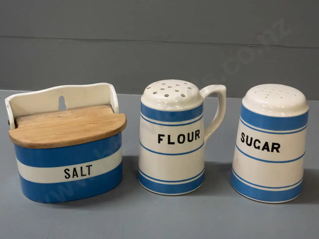 3 pieces of blue and white Cornish ware - wall hanging salt with wooden lid marked T&G Greene, sugar and flour Image 1++