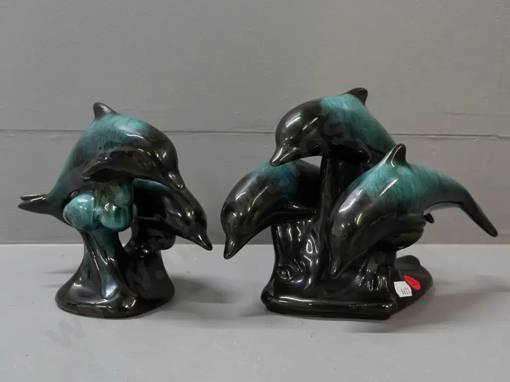 Blue Mountain pottery ltd. edition Romar series figurines with certificate: "The Surfers" and "Surfers III" Image 1++